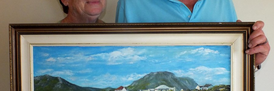 Pieter / Charlie Nowers en sy eggenote, Liz, agter â€˜n skildery met groot sentimentele waarde vir Charlie